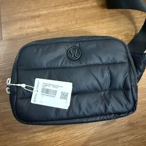 BRAND NEW LULULEMON EVERYWHERE BELT BAG LARGE